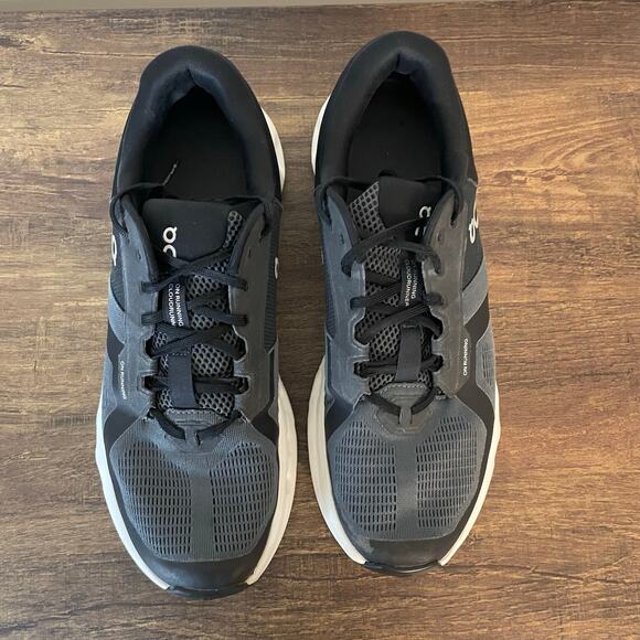 On Cloudstratus Men’s 12 Black Gray Running Shoes Road Cushion Swiss CloudTec - Picture 5 of 12